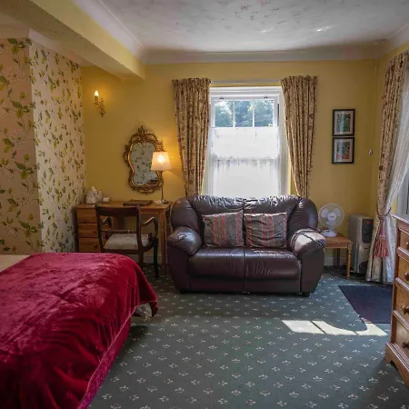 Penrose Bed & Breakfast 4*