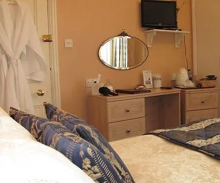 Bed & Breakfast Penrose 4*